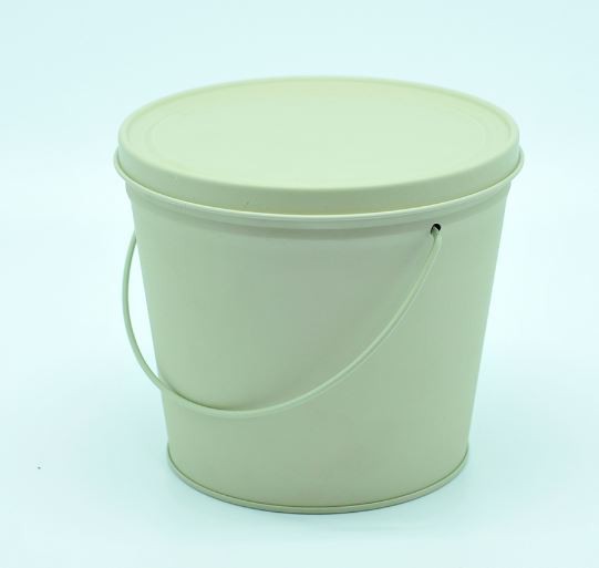 tin bucket for candle